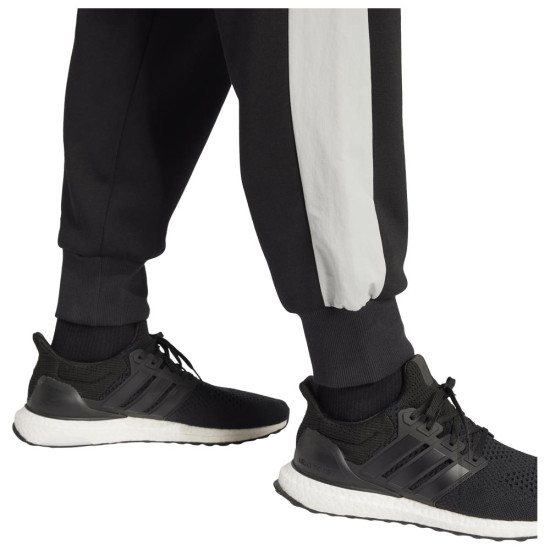 Adidas Ανδρικό παντελόνι φόρμας Seasonal Essentials Colorblock Pants